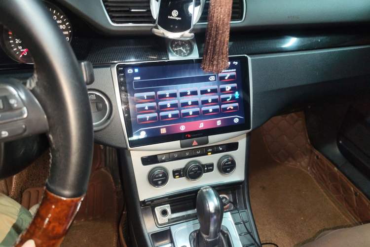 Used Volkswagen Magotan 2015 Revised Version 2.0 TSI Luxury Edition Audio And AC Panel