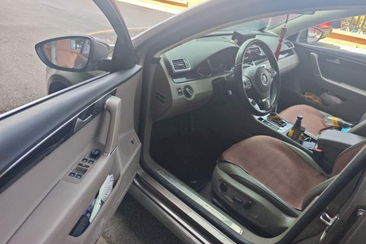 Used Volkswagen Magotan 2015 1.8TSI Luxury Model Driver Seat
