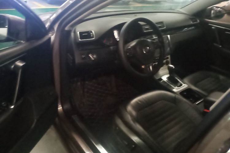 Used Volkswagen Magotan 2015 1.8TSI Luxury Model Driver Seat