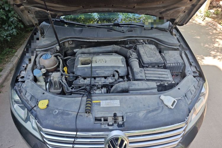 Used Volkswagen Magotan 2015 Revised 1.8TSI Prestige Version Engine Bay