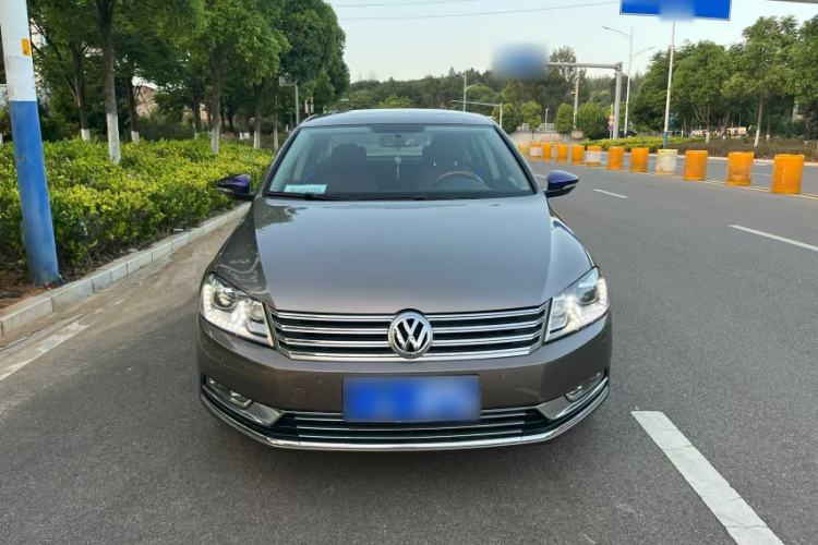 Used Volkswagen Magotan 2015 Facelift 1.8TSI Luxury Model Exterior 10