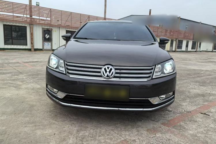 Used Volkswagen Magotan 2015 Revised 1.8TSI Prestige Version Exterior 5