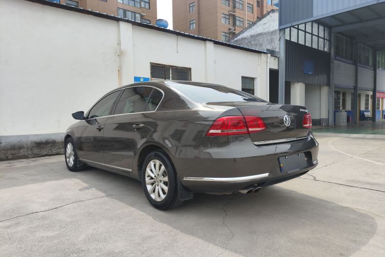 Used Volkswagen Magotan 2015 2.0 TSI Luxury Model Exterior 8