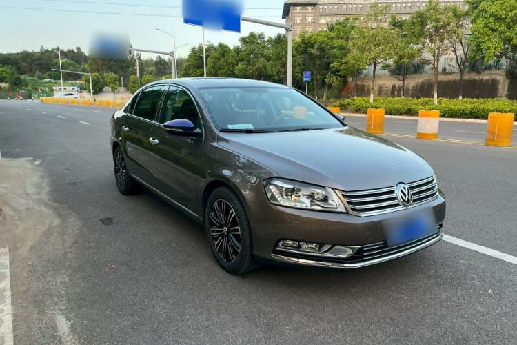 Used Volkswagen Magotan 2015 Facelift 1.8TSI Luxury Model Exterior 8