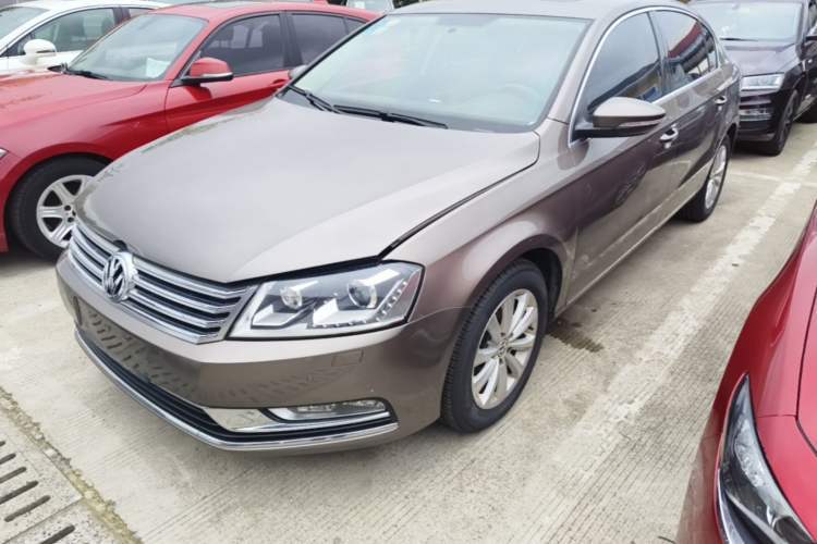 Volkswagen Magotan 2015 Facelift 1.8TSI Luxury Model مستعملة Guazi used car, China used car export, Used car for sale, Used  cars, Cheapest cars for sale