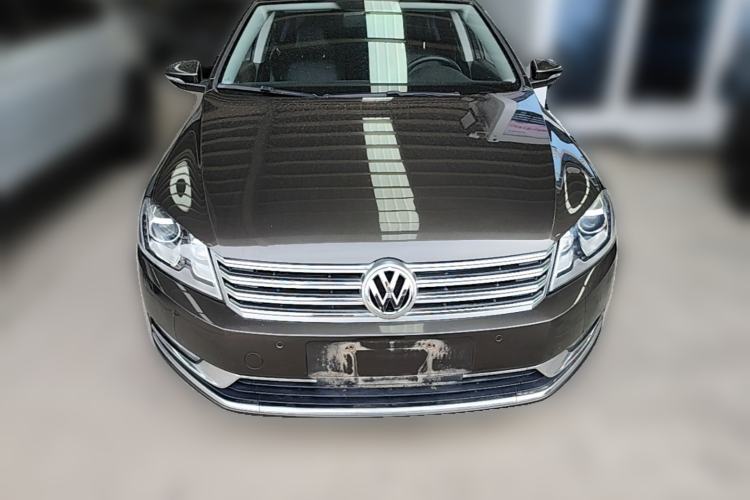 Used Volkswagen Magotan 2015 Facelift 1.8TSI Luxury Model Front