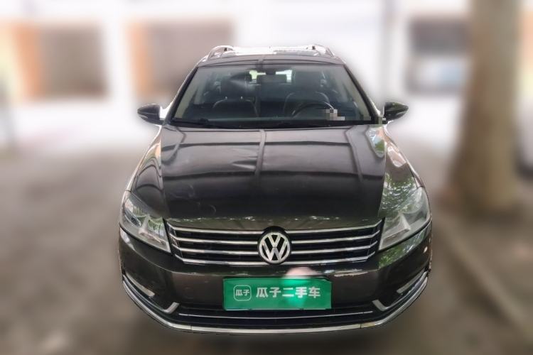 Used Volkswagen Magotan 2015 Travel Edition 2.0 TSI Comfort Version Front