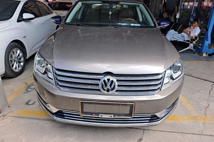 Used Volkswagen Magotan 2015 Facelift 1.8TSI Luxury Model Front
