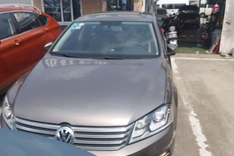Used Volkswagen Magotan 2015 Facelift 1.8TSI Luxury Model Front