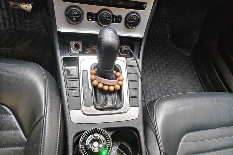Used Volkswagen Magotan 2015 1.8TSI Advanced Model Gear Lever