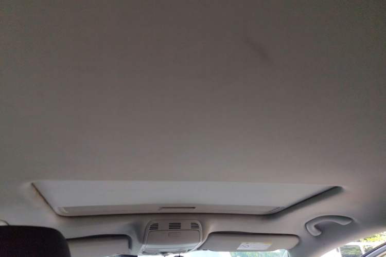 Used Volkswagen Magotan 2015 1.8TSI Luxury Model Headliner