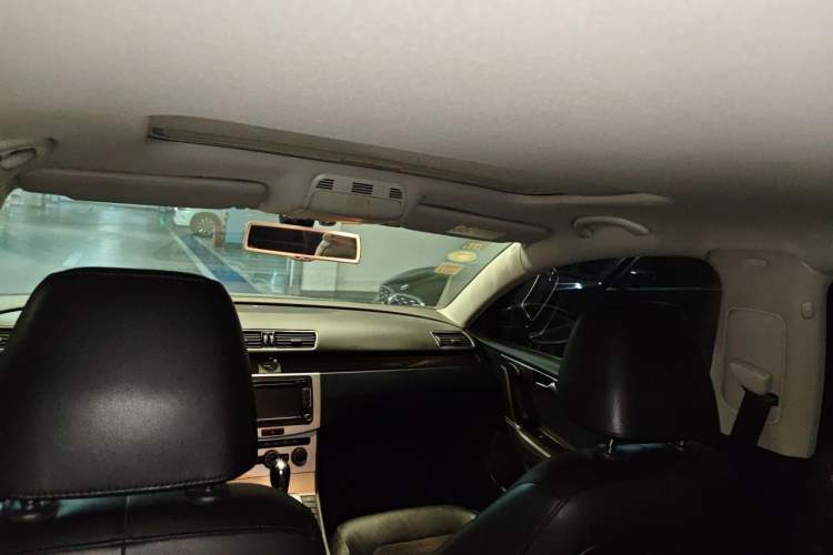 Used Volkswagen Magotan 2015 1.8TSI Prestige Model Headliner