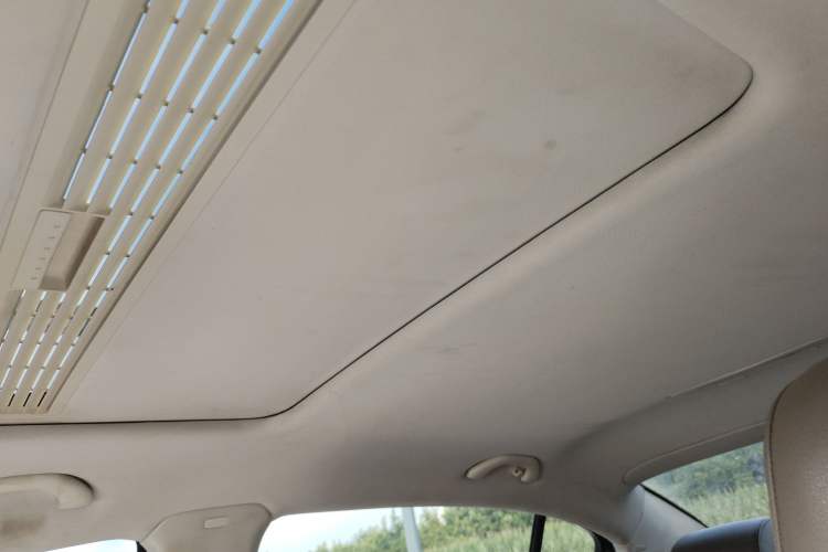 Used Volkswagen Magotan 2015 1.8TSI Luxury Model Headliner