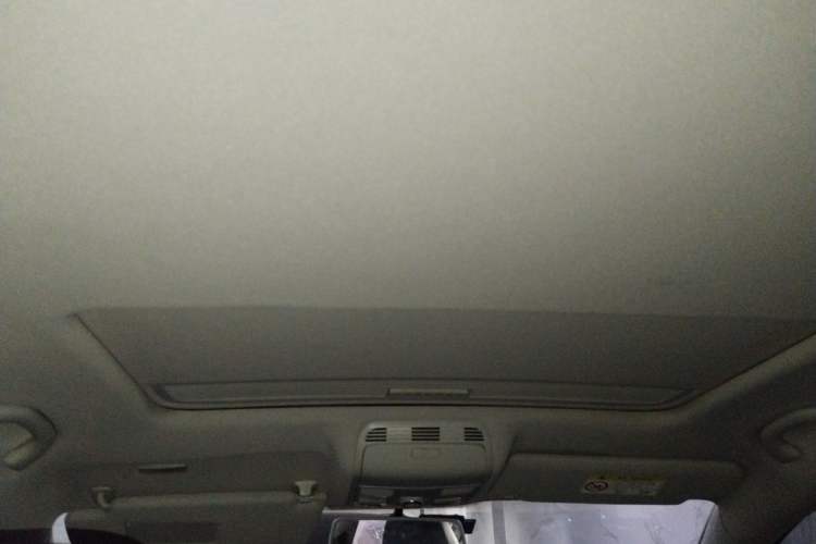 Used Volkswagen Magotan 2015 Revised Version 2.0 TSI Luxury Edition Headliner