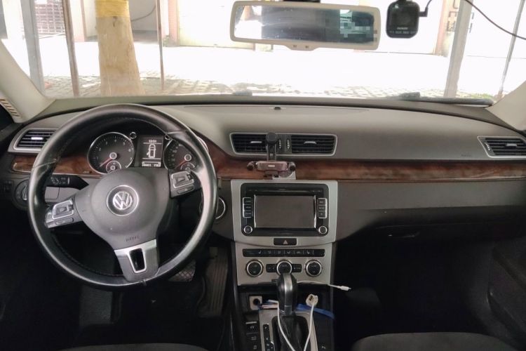 Used Volkswagen Magotan 2015 Travel Edition 2.0 TSI Comfort Version Headliner