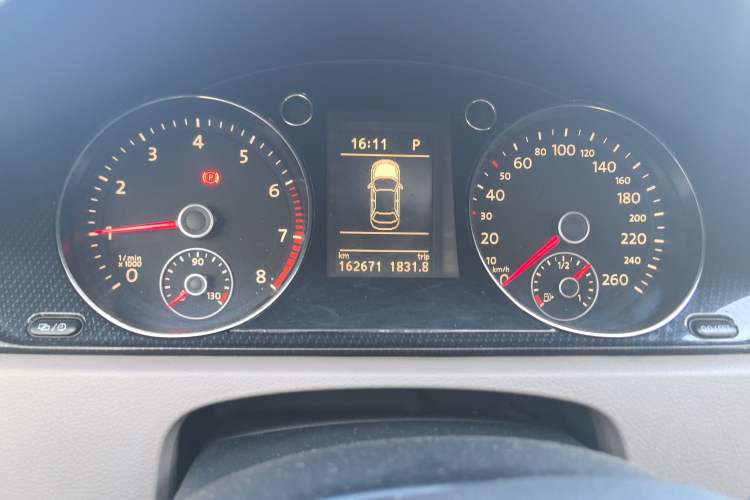 Used Volkswagen Magotan 2015 1.8TSI Luxury Model Instrument Cluster