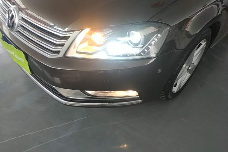 Used Volkswagen Magotan 2015 2.0 TSI Prestige Model Left Front Headlight