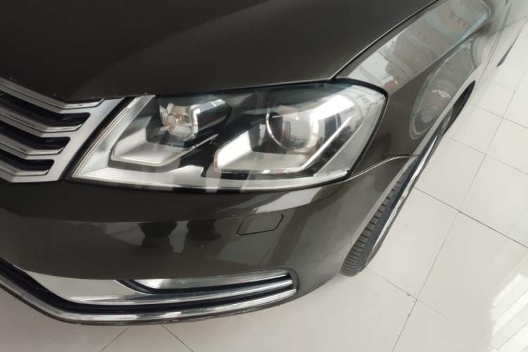 Used Volkswagen Magotan 2015 2.0 TSI Luxury Model Left Front Headlight
