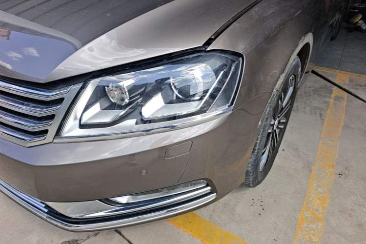 Used Volkswagen Magotan 2015 Facelift 1.8TSI Luxury Model Left Front Headlight