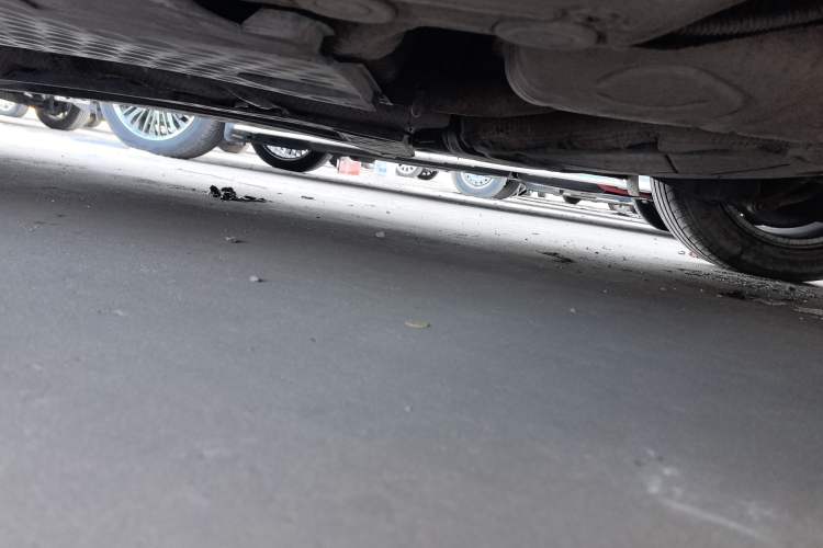 Used Volkswagen Magotan 2015 1.8TSI Luxury Model Left Side Sill