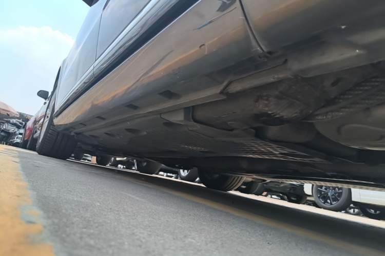 Used Volkswagen Magotan 2015 1.8TSI Advanced Model Left Side Sill