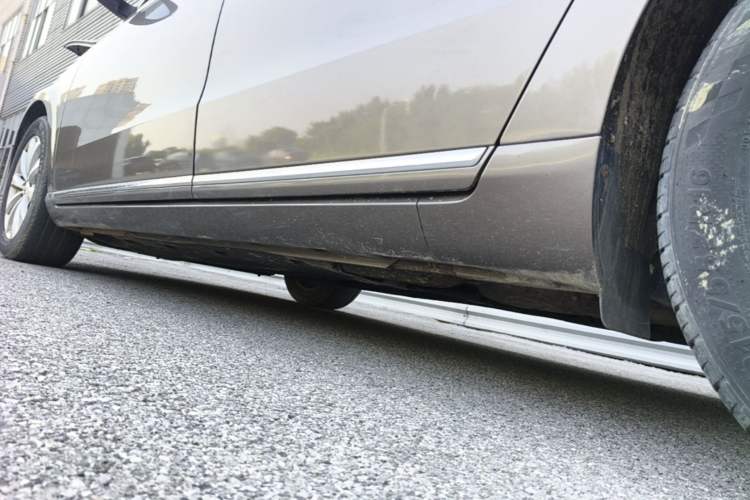 Used Volkswagen Magotan 2015 1.8TSI Advanced Model Left Side Sill