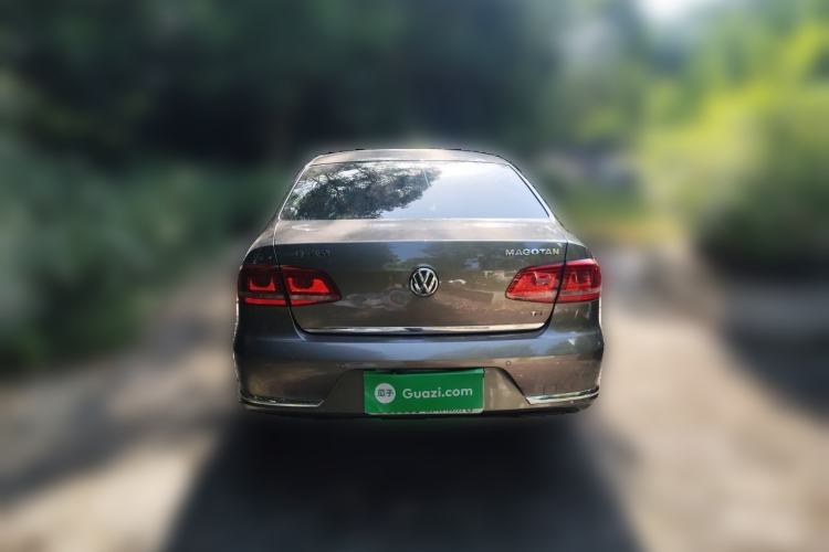 Used Volkswagen Magotan 2015 1.8TSI Luxury Model Rear
