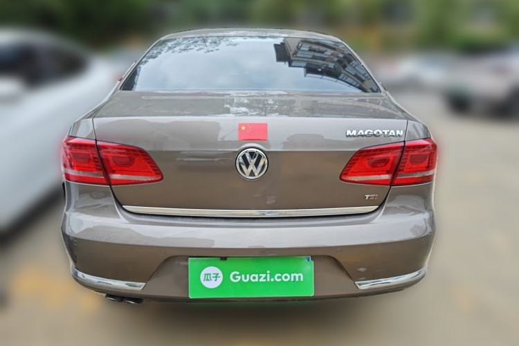 Used Volkswagen Magotan 2015 1.8TSI Advanced Model Rear