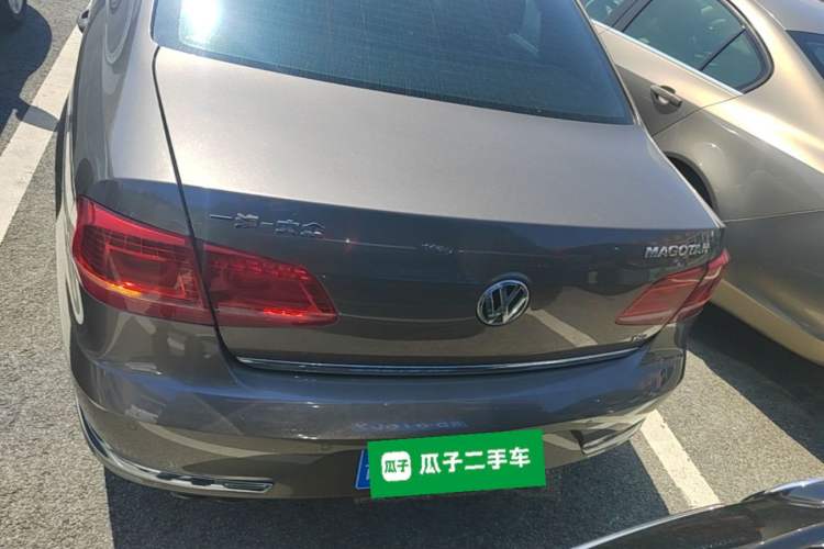 Used Volkswagen Magotan 2015 Facelift 1.8TSI Luxury Model Rear