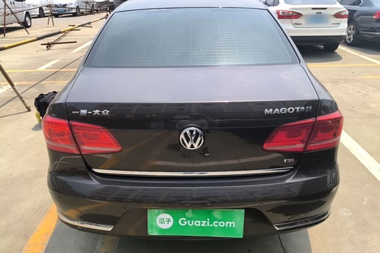 Used Volkswagen Magotan 2015 1.8TSI Advanced Model Rear
