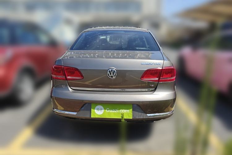 Used Volkswagen Magotan 2015 1.8TSI Advanced Model Rear