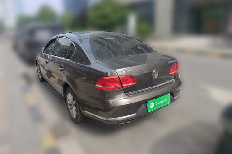 Used Volkswagen Magotan 2015 Facelift 1.8TSI Luxury Model Rear Left 45 Deg