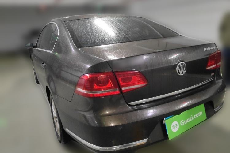 Used Volkswagen Magotan 2015 1.8TSI Advanced Model Rear Left 45 Deg