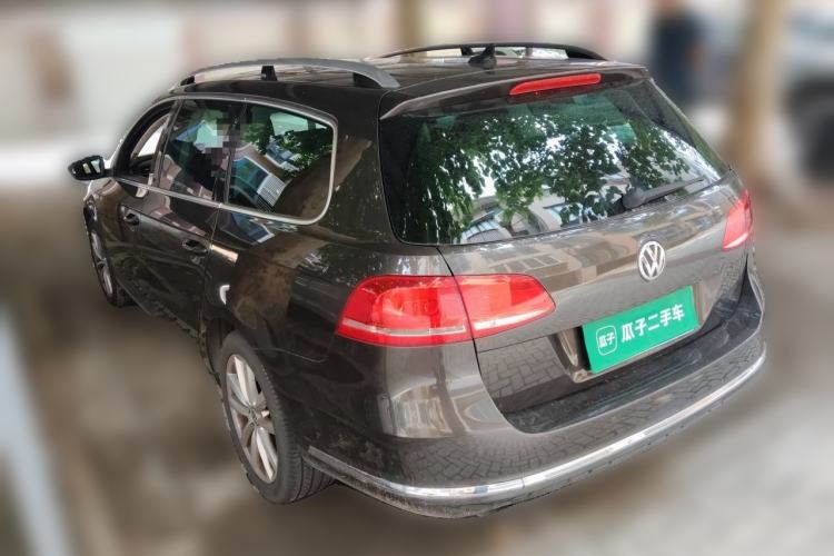 Used Volkswagen Magotan 2015 Travel Edition 2.0 TSI Comfort Version Rear Left 45 Deg