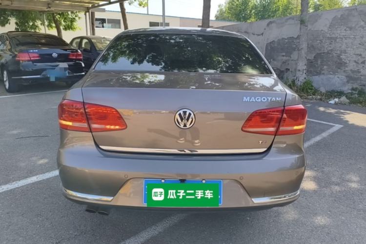 Used Volkswagen Magotan 2015 1.8TSI Luxury Model Rear