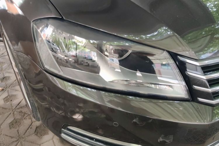Used Volkswagen Magotan 2015 Travel Edition 2.0 TSI Comfort Version Right Front Headlight