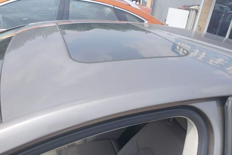 Used Volkswagen Magotan 2015 Facelift 1.8TSI Luxury Model Roof