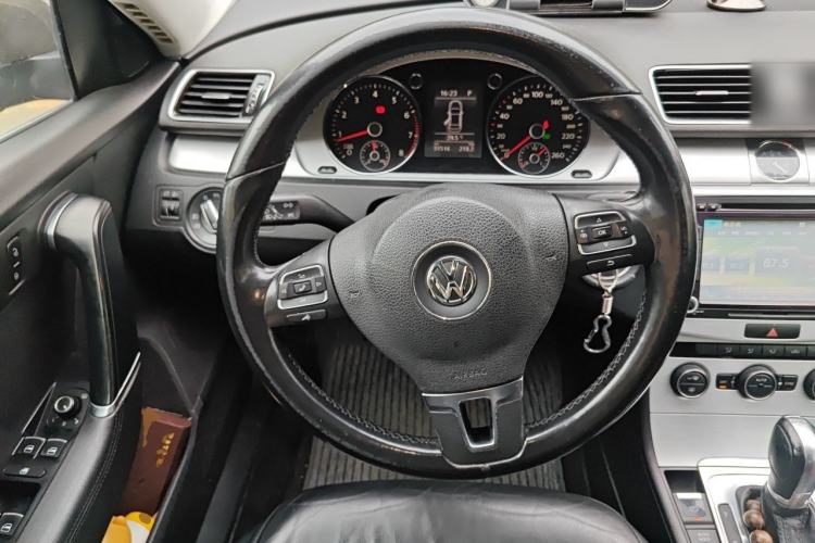 Used Volkswagen Magotan 2015 1.8TSI Advanced Model Steering Wheel