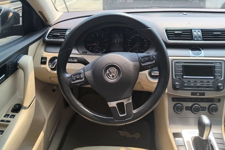 Used Volkswagen Magotan 2015 1.8TSI Advanced Model Steering Wheel