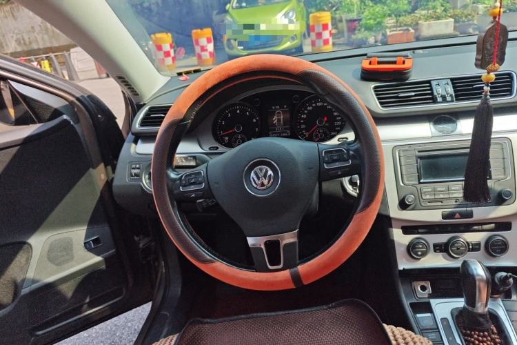Used Volkswagen Magotan 2015 1.8TSI Advanced Model Steering Wheel