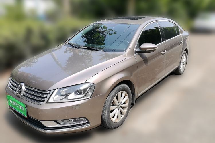 Used Volkswagen Magotan 2015 Revised Version 2.0 TSI Luxury Edition Guazi used car, China used car export, Used car for sale, Used  cars, Cheapest cars for sale