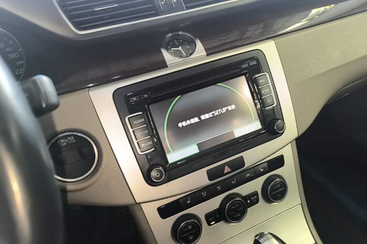 Used Volkswagen Magotan 2015 1.8TSI Prestige Model Audio And AC Panel