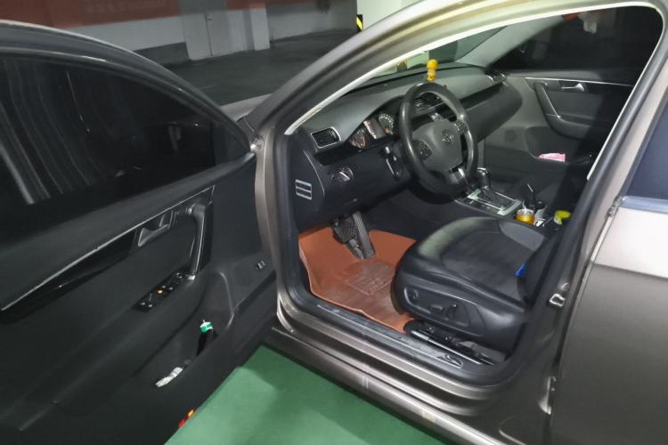 Used Volkswagen Magotan 2015 2.0 TSI Luxury Model Driver Seat