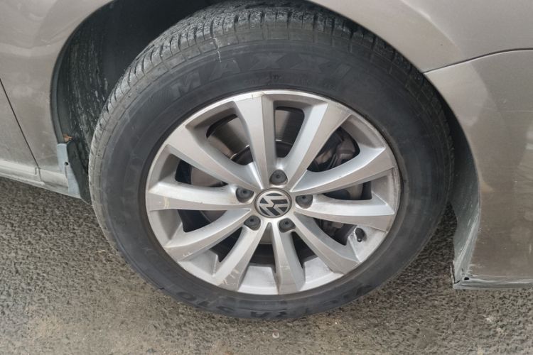 Used Volkswagen Magotan 2015 1.8TSI Advanced Model Exterior 2