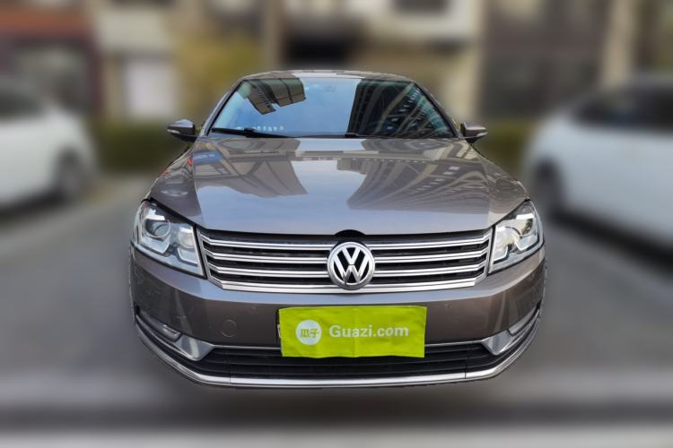 Used Volkswagen Magotan 2015 1.8TSI Luxury Model Front