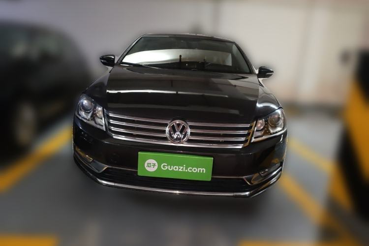 Used Volkswagen Magotan 2015 1.8TSI Luxury Model Front