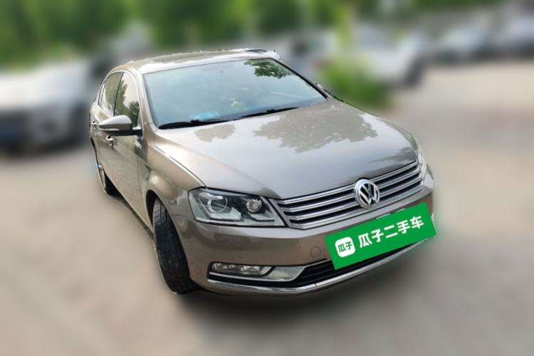 Used Volkswagen Magotan 2015 Facelift 1.8TSI Luxury Model Front Right 45 Deg