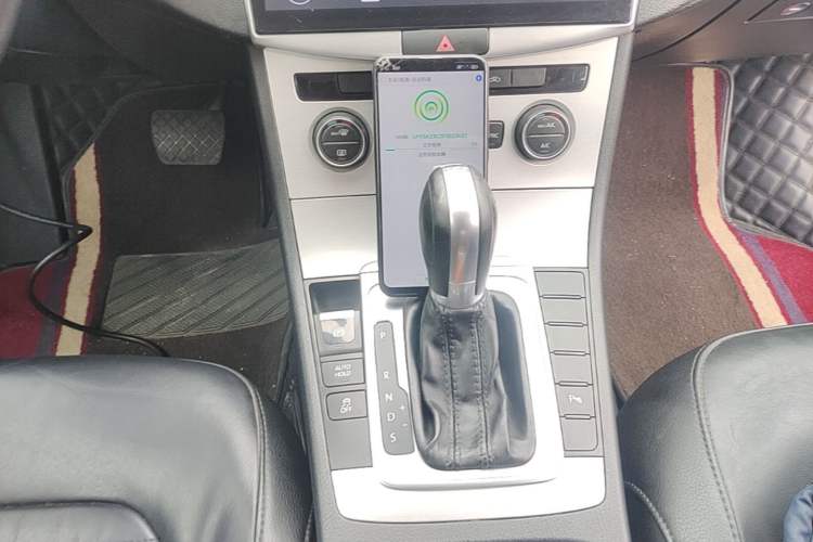 Used Volkswagen Magotan 2015 1.8TSI Advanced Model Gear Lever