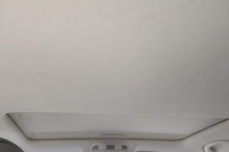 Used Volkswagen Magotan 2015 Facelift 1.8TSI Luxury Model Headliner