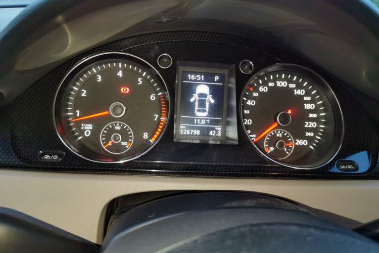 Used Volkswagen Magotan 2015 1.8TSI Luxury Model Instrument Cluster